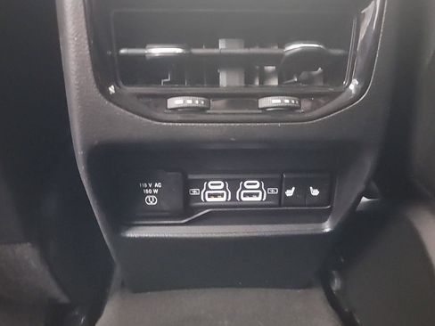 Used 2022 Jeep Grand Cherokee Limited 4xe image 23