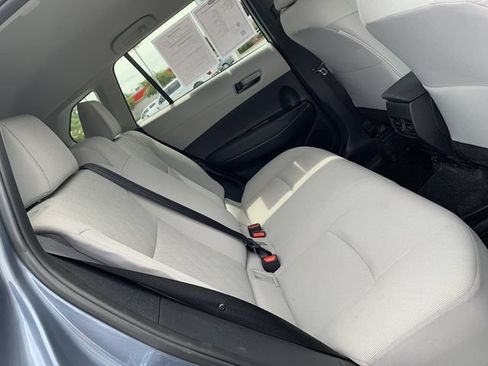 Used 2026 Toyota Corolla Cross LE FWD image 12