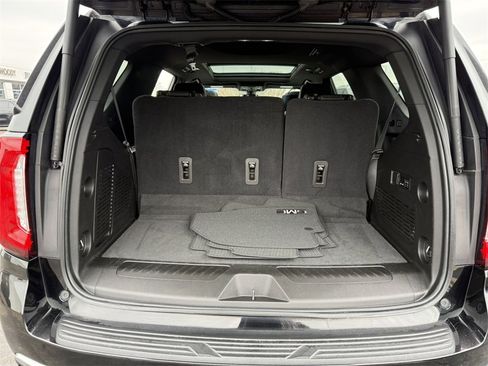 Used 2021 GMC Yukon SLT w/ SLT Luxury Plus Package image 35