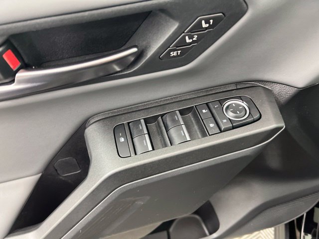 Used 2026 Toyota RAV4 XSE w/ Weather Package AWD/4WD image 13