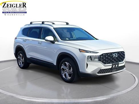 Used 2023 Hyundai Santa Fe SEL AWD/4WD image 3