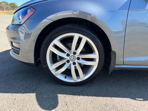 Used 2015 Volkswagen Golf TDI SEL FWD image 30