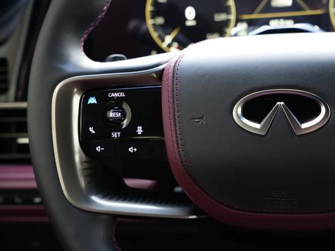 New 2026 INFINITI QX80 Autograph AWD/4WD image 10