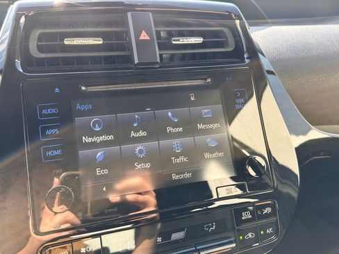 Used 2018 Toyota Prius Three FWD image 34