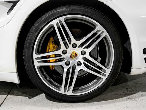 Used 2009 Porsche 911 Turbo AWD/4WD image 47