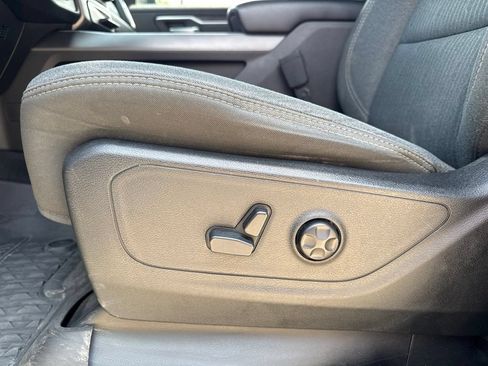 Used 2020 RAM 1500 Big Horn AWD/4WD image 23