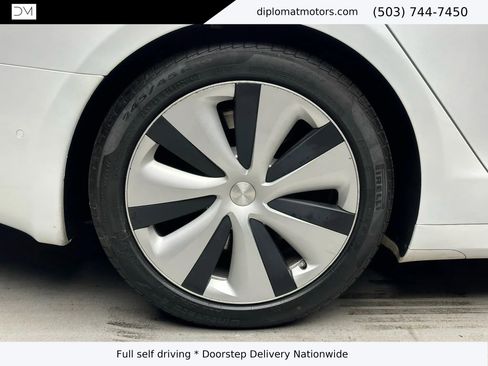 Used 2020 Tesla Model S Long Range Plus image 37