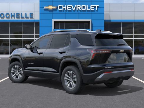 Used 2026 Chevrolet Equinox LT w/ Convenience Package II AWD/4WD image 3