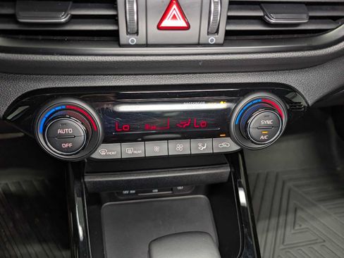 Certified 2024 Kia Forte GT-Line FWD image 27