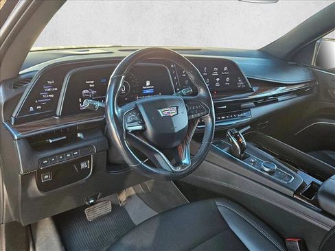 Certified 2022 Cadillac Escalade ESV Luxury w/ LPO, Illumination Package image 10