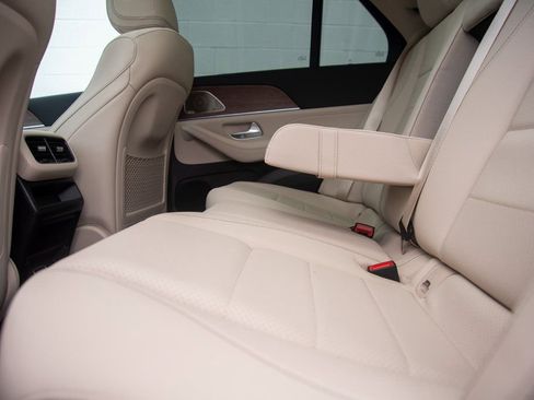 Certified 2025 Mercedes-Benz GLE 350 4MATIC image 28