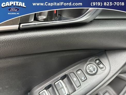 Used 2021 Honda Accord LX image 21