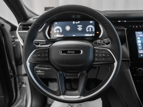 New 2026 Jeep Grand Cherokee Laredo X AWD/4WD image 27