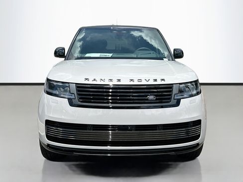 New 2025 Land Rover Range Rover SV image 2