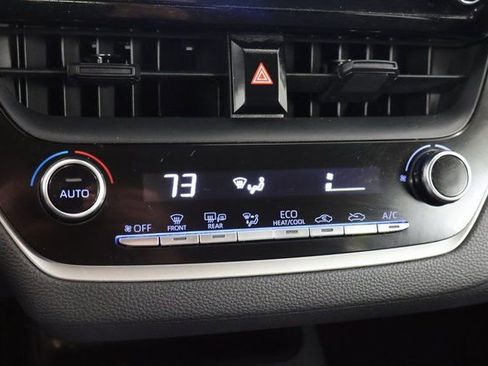 Used 2020 Toyota Corolla LE image 20