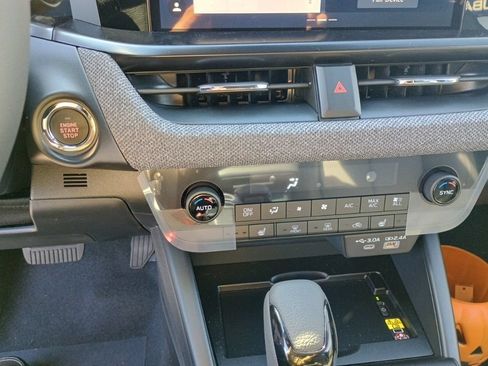New 2026 Subaru Outback Limited AWD/4WD image 22