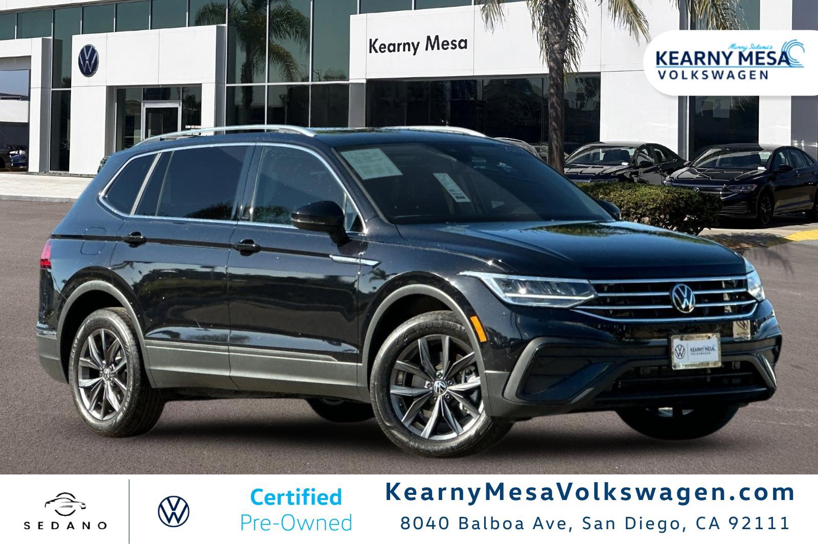 Used 2023 Volkswagen Tiguan SE w/ Panoramic Sunroof Package FWD image 1