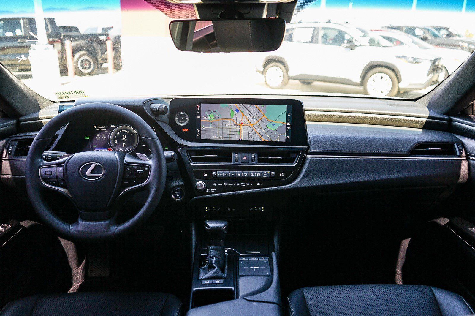 Used 2022 Lexus ES 300h w/ Premium Package FWD image 15