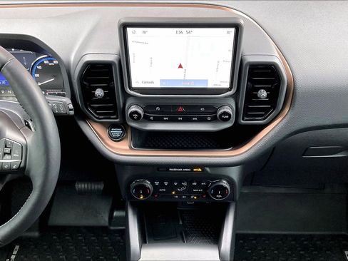 Used 2023 Ford Bronco Sport Badlands w/ Premium Package image 9