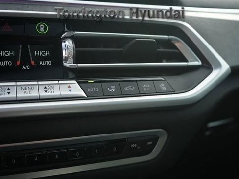 Used 2022 BMW X5 xDrive45e w/ Executive Package image 21