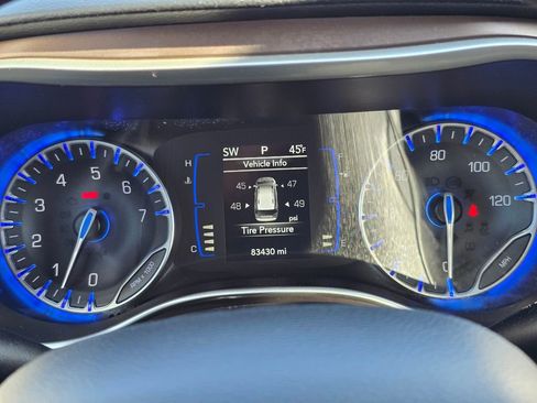 Used 2019 Chrysler Pacifica Touring Plus image 25