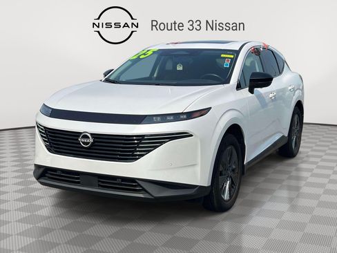 Used 2025 Nissan Murano SL AWD/4WD image 2