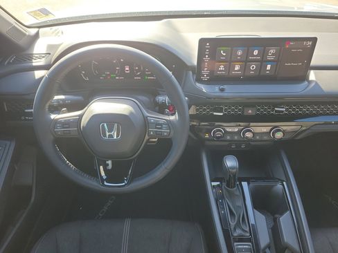 Used 2023 Honda Accord Sport image 15