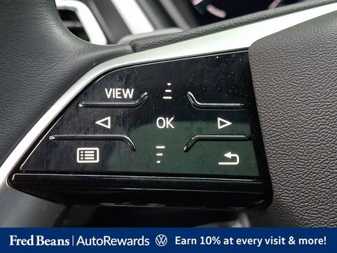 Used 2023 Audi Q4 e-tron Premium Plus w/ Premium Plus AWD/4WD image 28