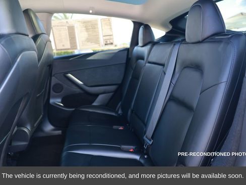 Used 2023 Tesla Model Y Long Range image 32
