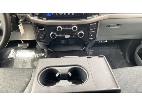 Used 2024 Ford F150 XLT AWD/4WD image 17