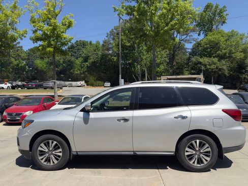 Used 2017 Nissan Pathfinder S AWD/4WD image 73
