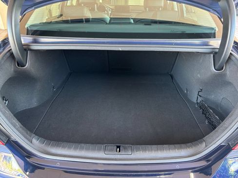 Used 2026 Genesis G70 2.5T RWD image 33