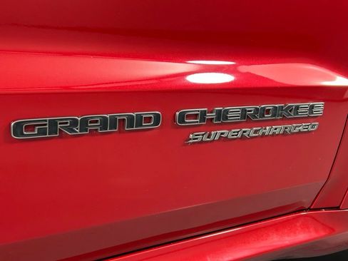 Used 2018 Jeep Grand Cherokee Trackhawk image 9