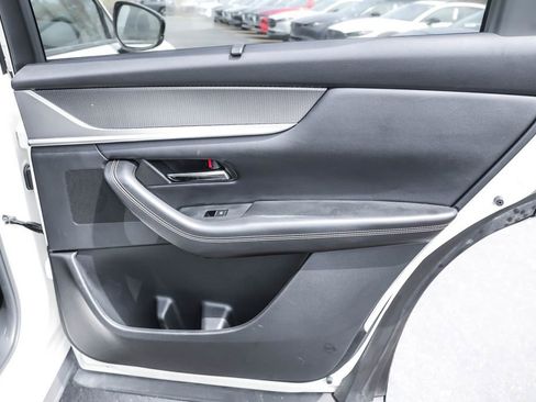 Used 2025 MAZDA CX-70 Plug-In Hybrid w/ Premium Plus AWD/4WD image 30