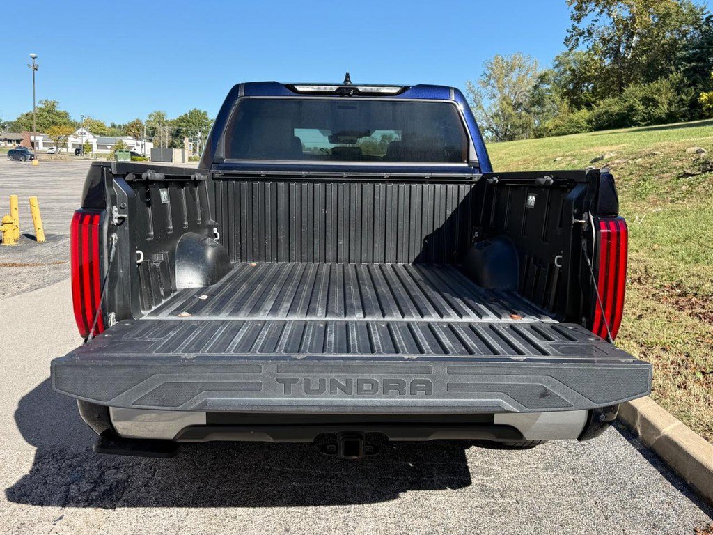 Used 2023 Toyota Tundra Limited AWD/4WD image 6