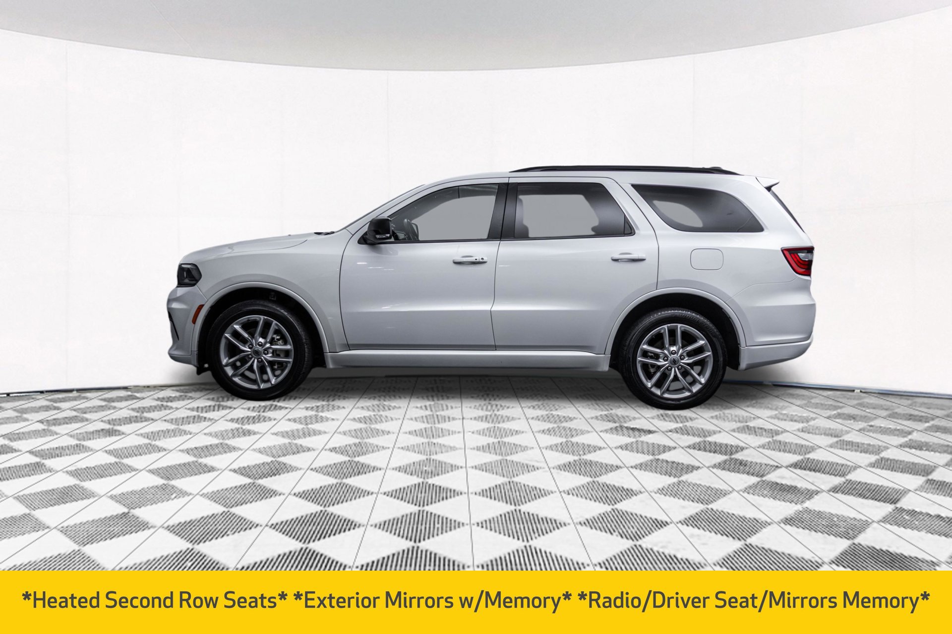 Used 2024 Dodge Durango GT AWD/4WD image 8