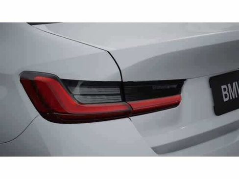 New 2026 BMW 330i Sedan w/ Convenience Package RWD image 8