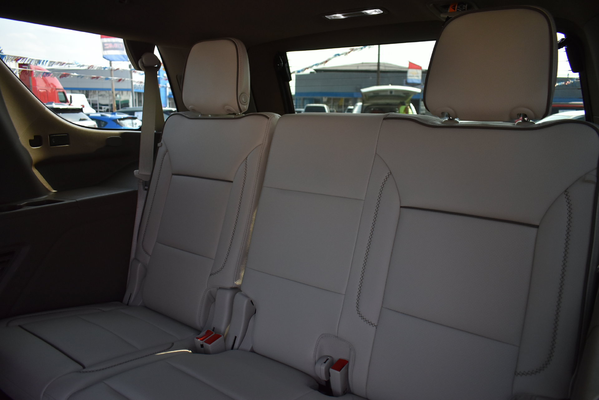 Used 2026 GMC Yukon Denali w/ Denali Reserve Package AWD/4WD image 18
