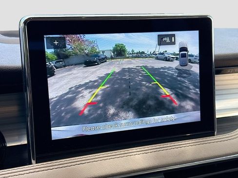 Used 2021 Lincoln Corsair FWD image 13