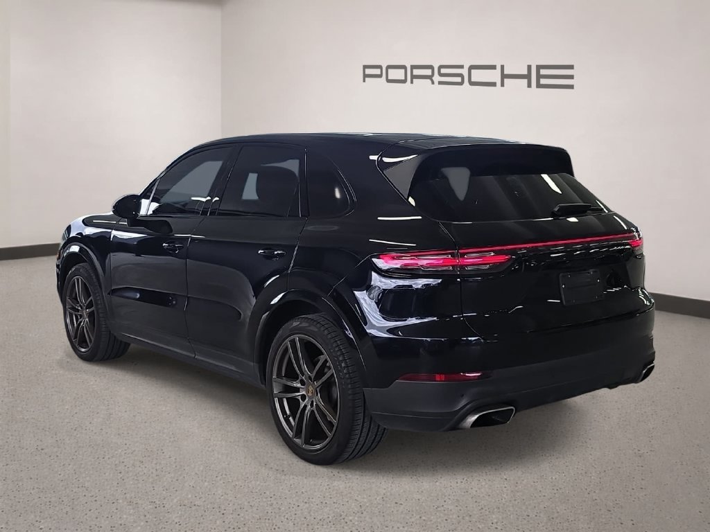 Certified 2022 Porsche Cayenne AWD/4WD image 3
