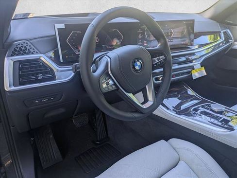 Used 2026 BMW X5 xDrive40i w/ Climate Comfort Package AWD/4WD image 11