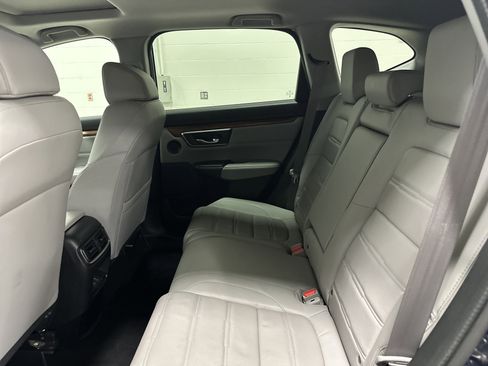 Used 2018 Honda CR-V Touring image 31