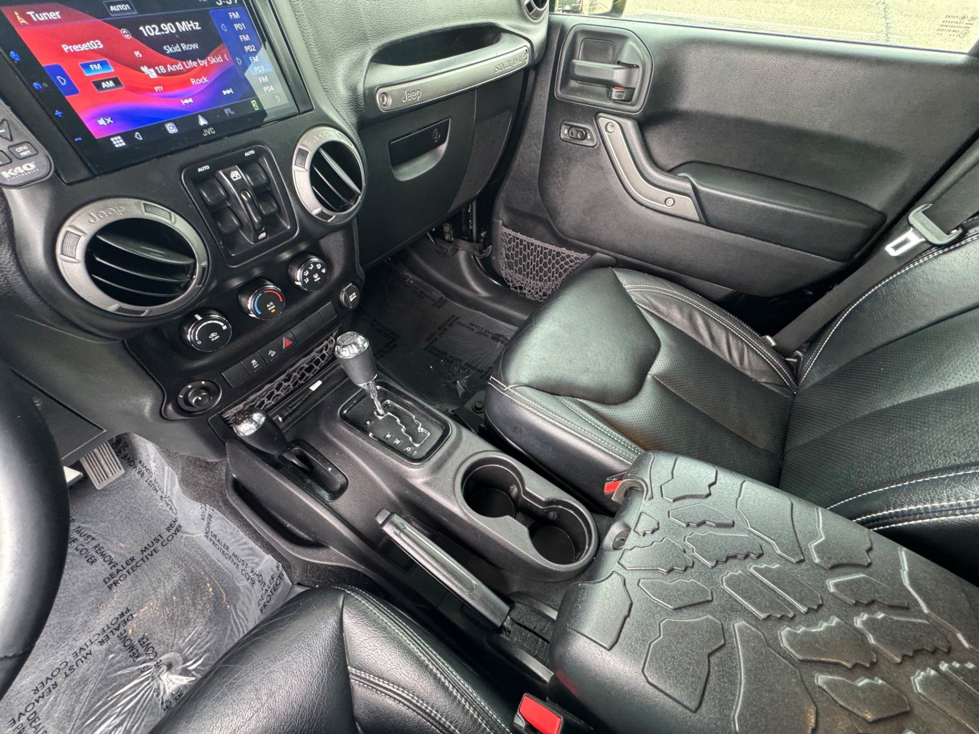Used 2015 Jeep Wrangler Unlimited Sport w/ Quick Order Package 24S AWD/4WD image 19