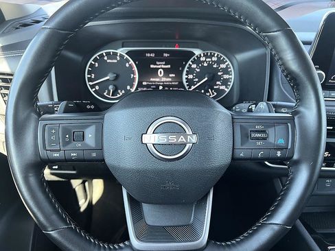 Certified 2025 Nissan Rogue SV AWD/4WD image 22