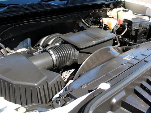 Used 2024 Chevrolet Silverado 2500 W/T w/ WT Fleet Convenience Package image 17