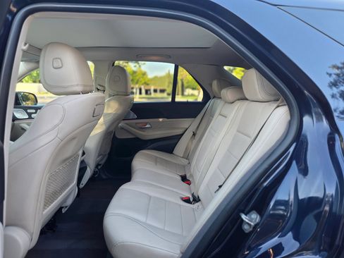 Used 2020 Mercedes-Benz GLE 350 4MATIC image 11