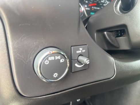 Used 2024 GMC Savana 2500 w/ Driver Convenience Package image 16