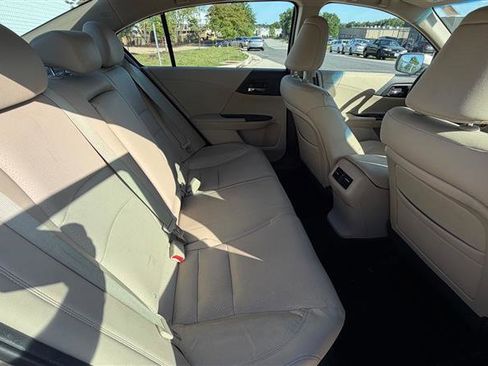 Used 2013 Honda Accord EX-L image 16