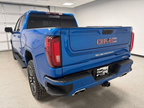 Used 2023 GMC Sierra 1500 AT4 w/ Technology Package AWD/4WD image 7