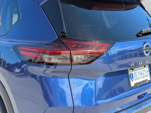Used 2021 Nissan Rogue SL FWD image 42